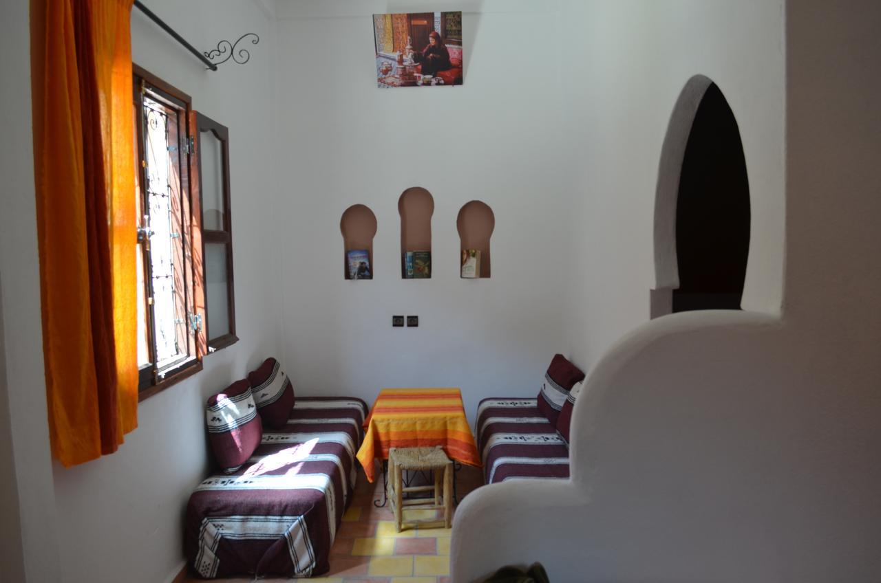 Hotel Restaurant La Gazelle De Dades Akhendachou n'Ait Ouffi Exterior photo
