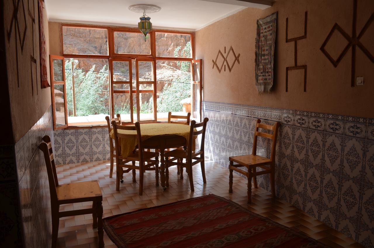 Hotel Restaurant La Gazelle De Dades Akhendachou n'Ait Ouffi Exterior photo